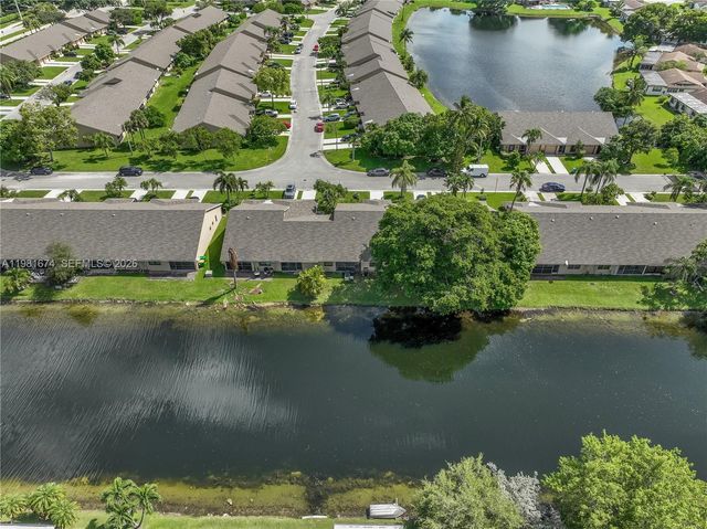 7641 NW 99th Ave, Tamarac, FL 33321