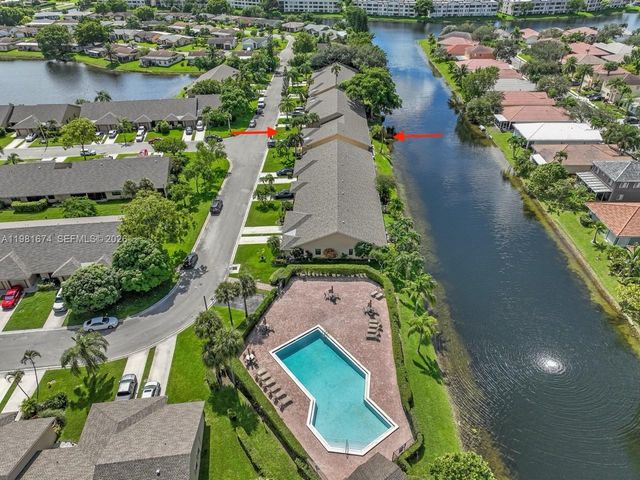 7641 NW 99th Ave, Tamarac, FL 33321