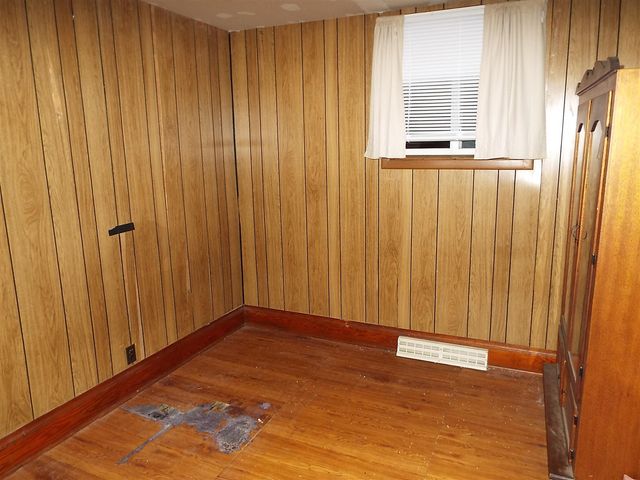 1211 26th Street, Manistee, MI 49660