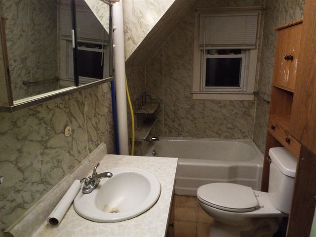 1211 26th Street, Manistee, MI 49660