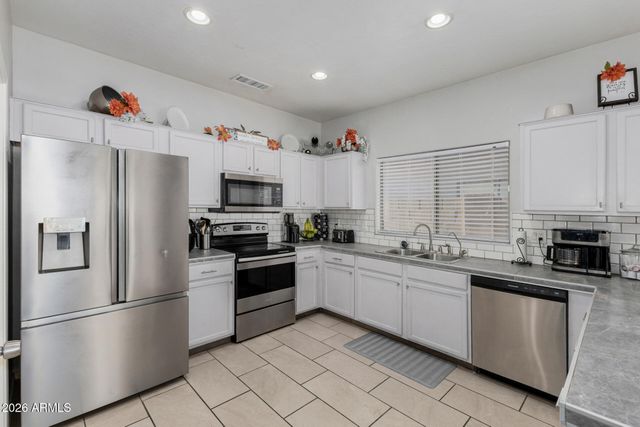 8334 W PAPAGO Street, Tolleson, AZ 85353