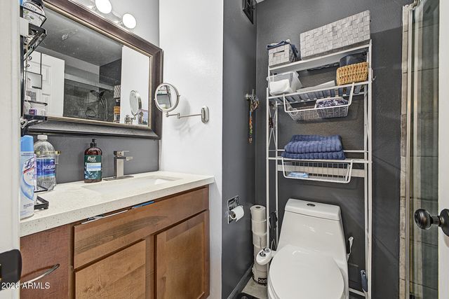 225 N STANDAGE -- 8, Mesa, AZ 85201