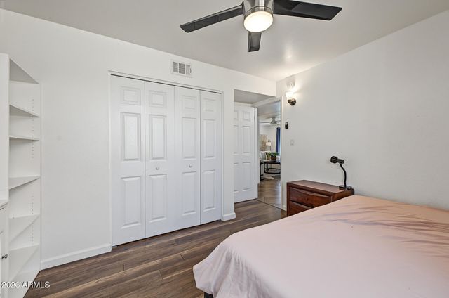 225 N STANDAGE -- 8, Mesa, AZ 85201