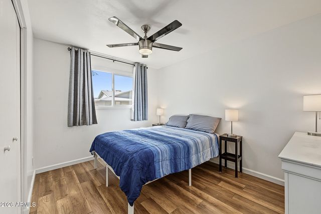 225 N STANDAGE -- 8, Mesa, AZ 85201
