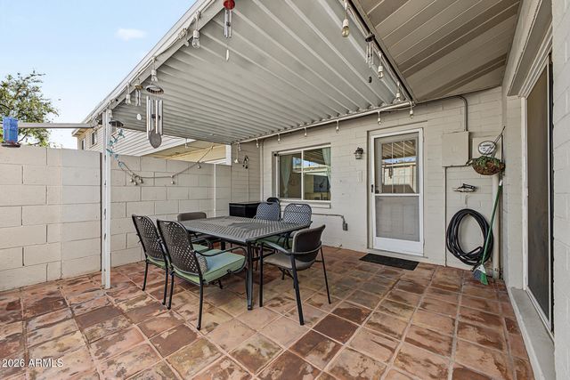 225 N STANDAGE -- 8, Mesa, AZ 85201