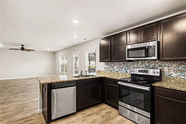 1805 Marcelina Lane, Mcdonough, GA 30253