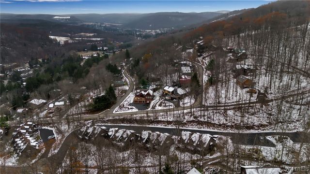 56 Valley View, Ellicottville, NY 14731