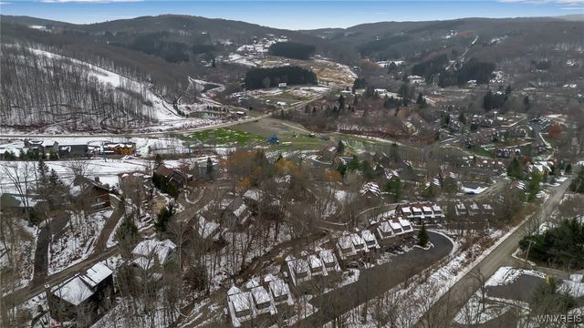 56 Valley View, Ellicottville, NY 14731