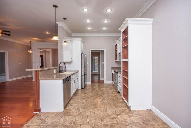 1512 Sullivan Circle, Jonesboro, AR 72404