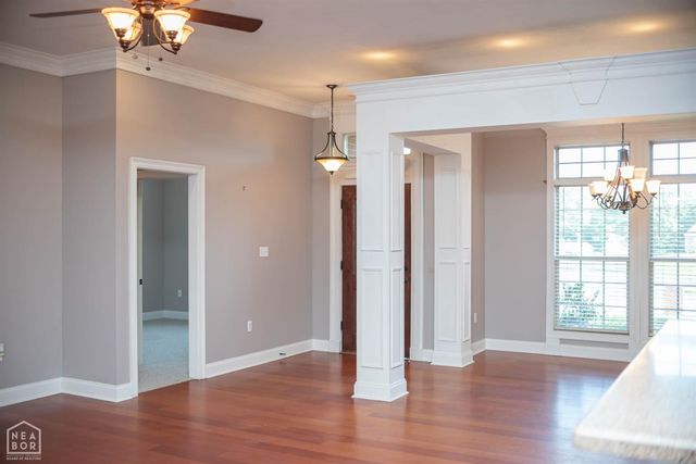 1512 Sullivan Circle, Jonesboro, AR 72404