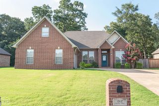 1512 Sullivan Circle, Jonesboro, AR 72404