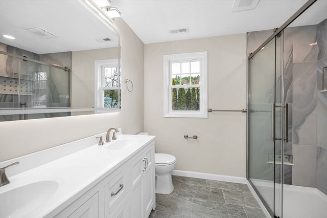 16 Proctor Street, Dracut, MA 01826