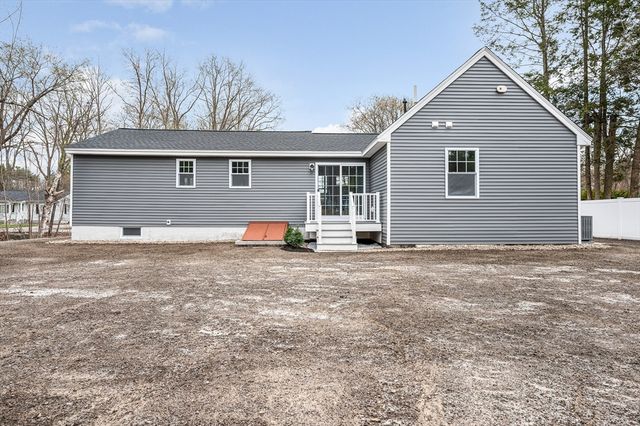 16 Proctor Street, Dracut, MA 01826