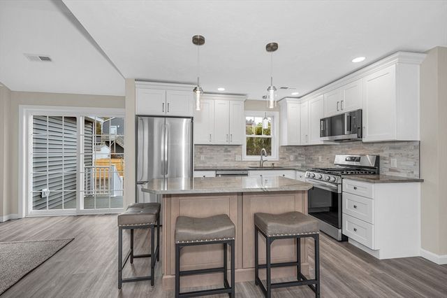 16 Proctor Street, Dracut, MA 01826