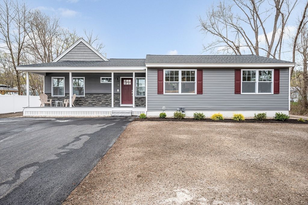 16 Proctor Street, Dracut, MA 01826