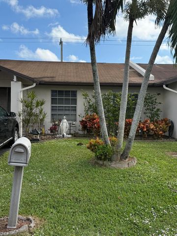 15708 Bottlebrush Cir, Delray Beach, FL 33484