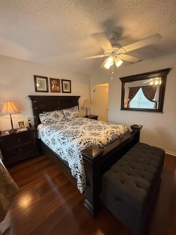 15708 Bottlebrush Cir, Delray Beach, FL 33484