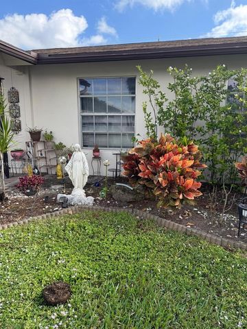 15708 Bottlebrush Cir, Delray Beach, FL 33484