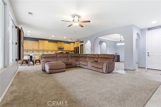 2605 Hoyt Avenue, Tulare, CA 93274