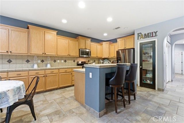 2605 Hoyt Avenue, Tulare, CA 93274