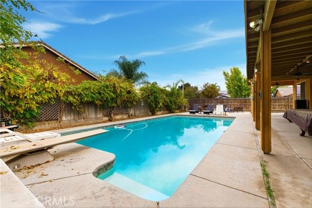 2605 Hoyt Avenue, Tulare, CA 93274