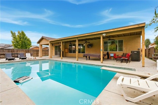 2605 Hoyt Avenue, Tulare, CA 93274