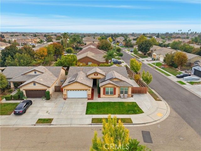 2605 Hoyt Avenue, Tulare, CA 93274