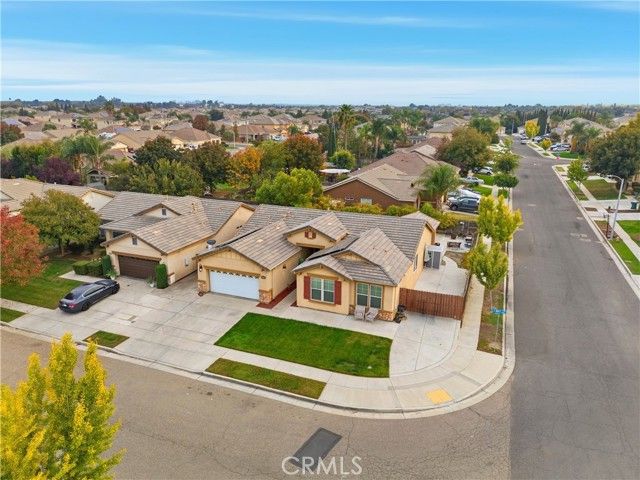 2605 Hoyt Avenue, Tulare, CA 93274