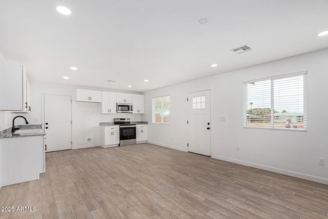 217 N 88TH Place, Mesa, AZ 85207