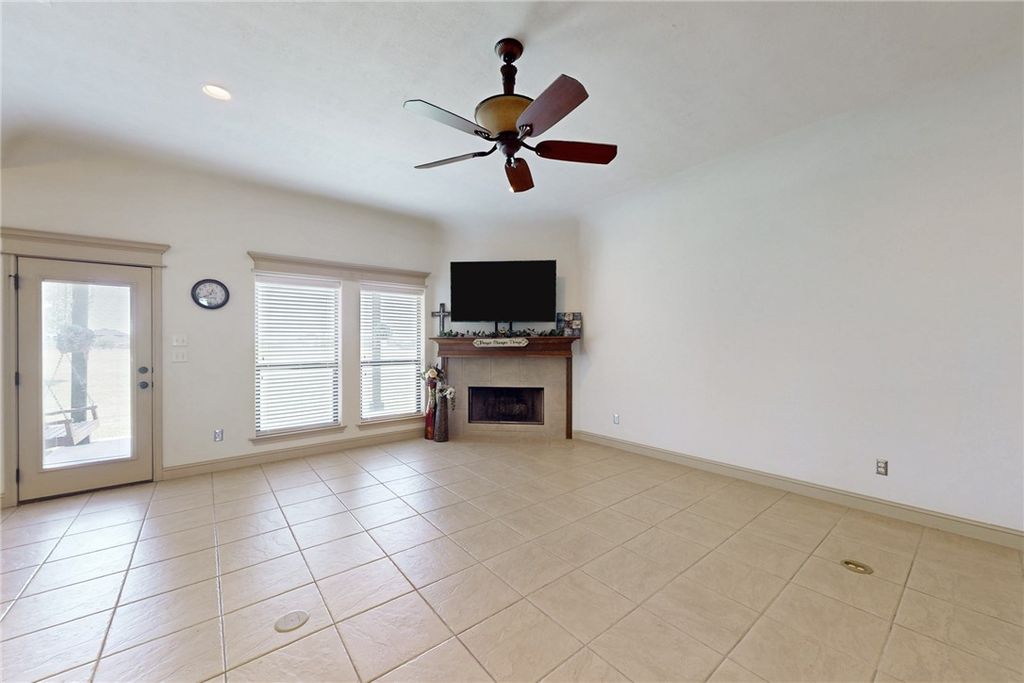 10175 Steep Hollow Road, Bryan, TX 77808 — photo 5