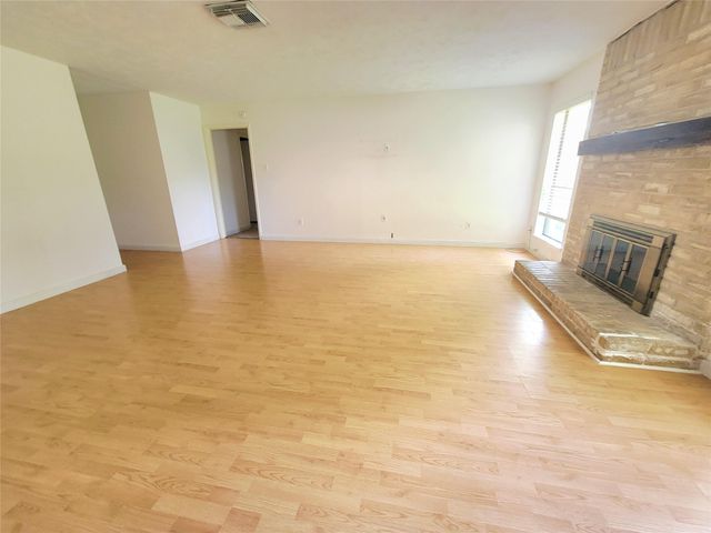 3005 Winchester, Sugar Land, TX 77479
