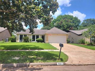 3005 Winchester, Sugar Land, TX 77479