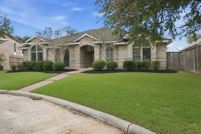 7029 Chiswick Dr, Corpus Christi, TX 78413