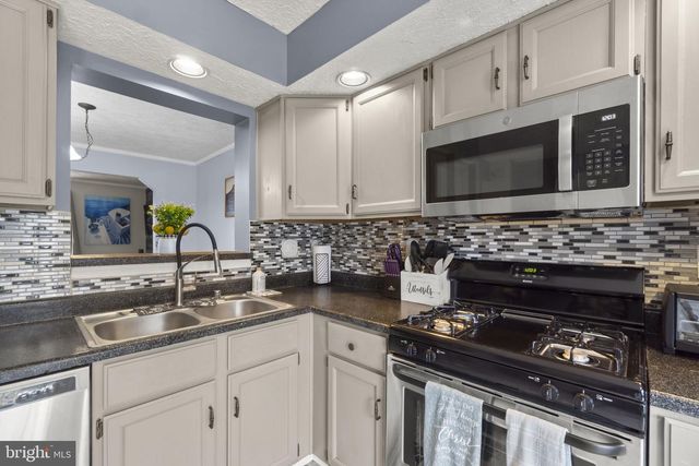 5504 PRINCE WILLIAM CT, Frederick, MD 21703