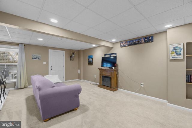 5504 PRINCE WILLIAM CT, Frederick, MD 21703