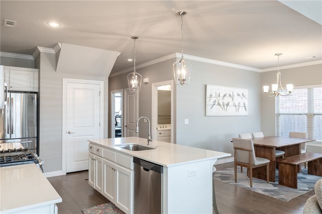 1419 Fifth Avenue, Lowell, AR 72745