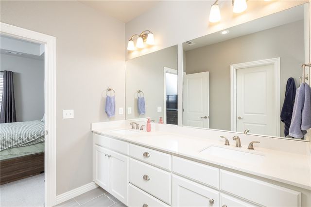 1419 Fifth Avenue, Lowell, AR 72745