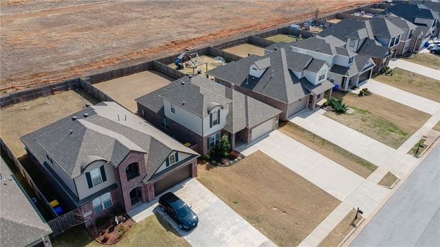 1419 Fifth Avenue, Lowell, AR 72745