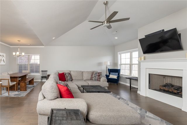 1419 Fifth Avenue, Lowell, AR 72745