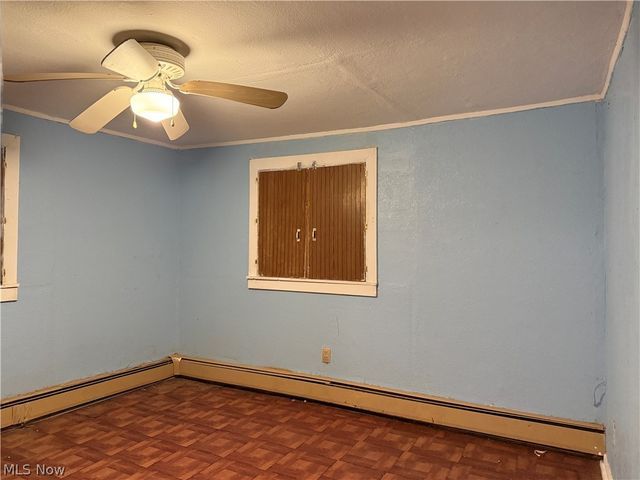 35 Center Street, Leetonia, OH 44431