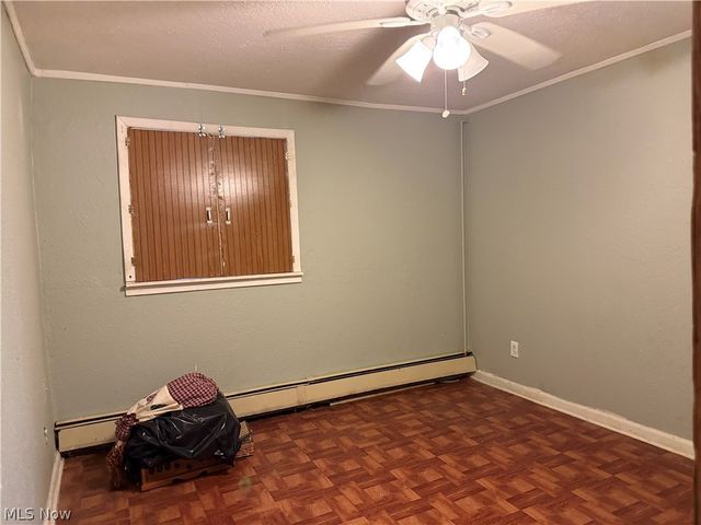 35 Center Street, Leetonia, OH 44431