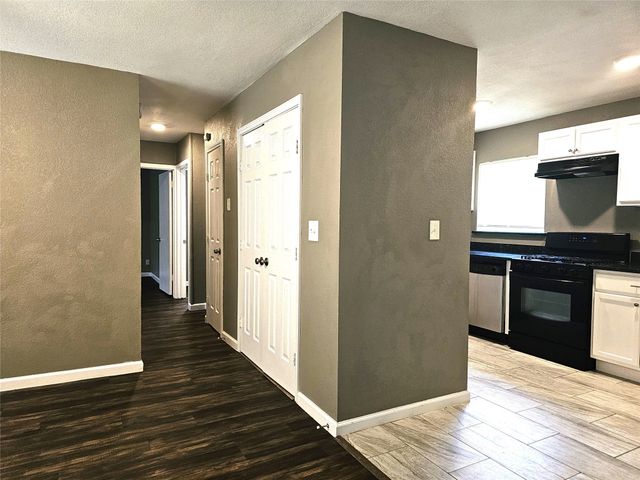 3735 Stateoak Drive, Dallas, TX 75241