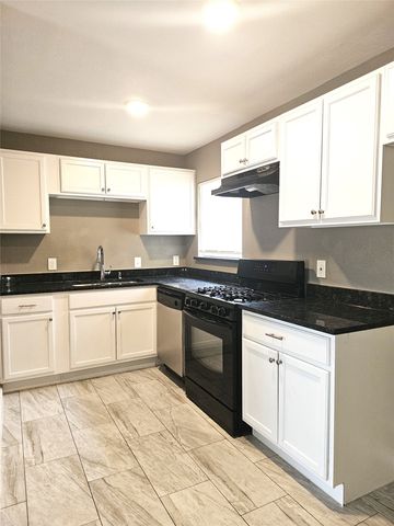 3735 Stateoak Drive, Dallas, TX 75241