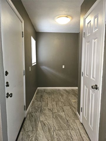 3735 Stateoak Drive, Dallas, TX 75241