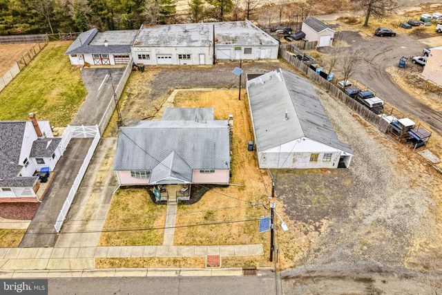 4 EASLICK AVE, Lumberton, NJ 08048