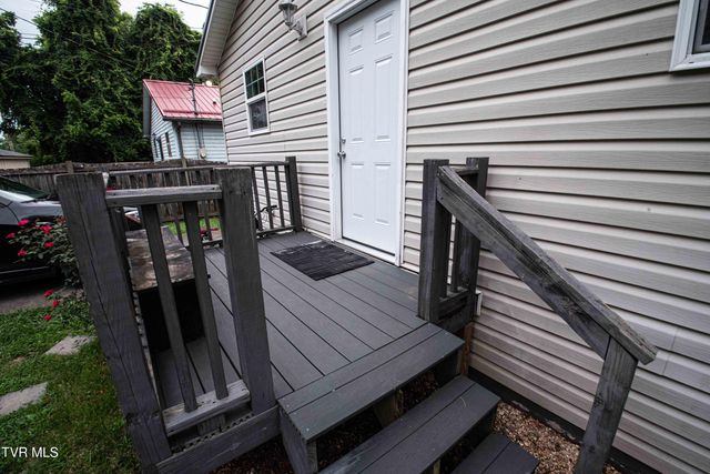 809 Hamilton Street, Johnson City, TN 37604