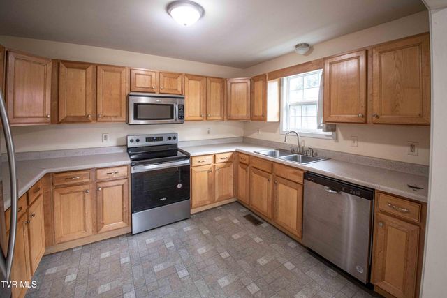 809 Hamilton Street, Johnson City, TN 37604