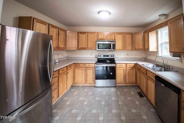 809 Hamilton Street, Johnson City, TN 37604