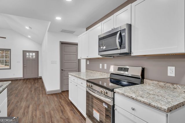 120 Dewey Street, Warner Robins, GA 31093