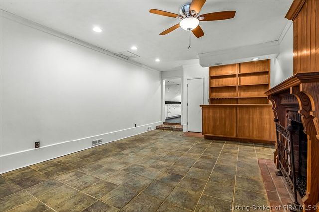 488 Alan Drive, New Albany, IN 47150